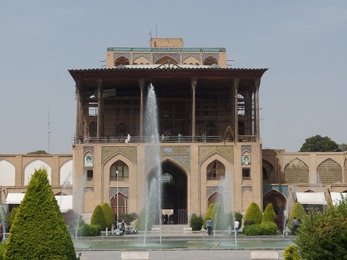 پاورپوینت کاخ در معماری اسلامی